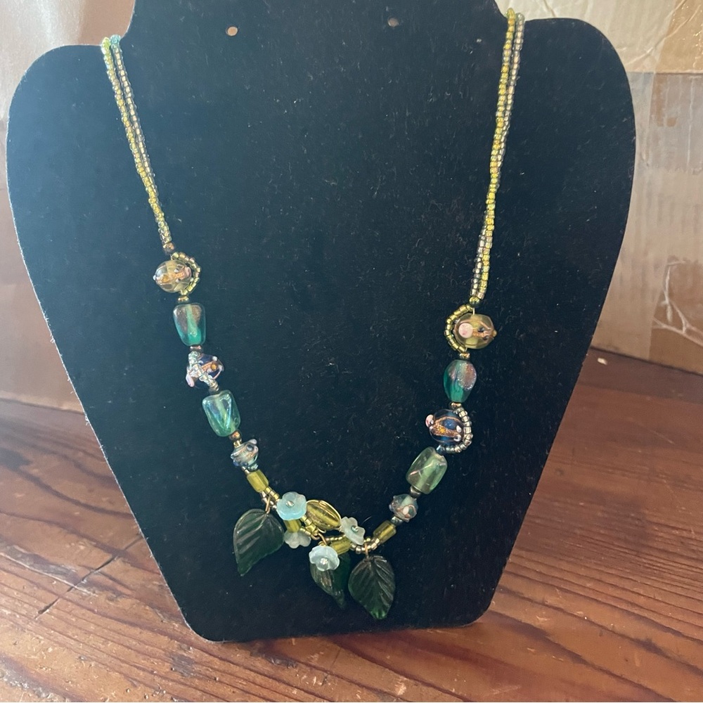 Green Beaded Necklace with Leaf Accents